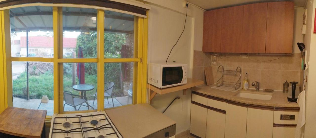 אצלנו בקיבוץ Apartamento Amir Exterior foto