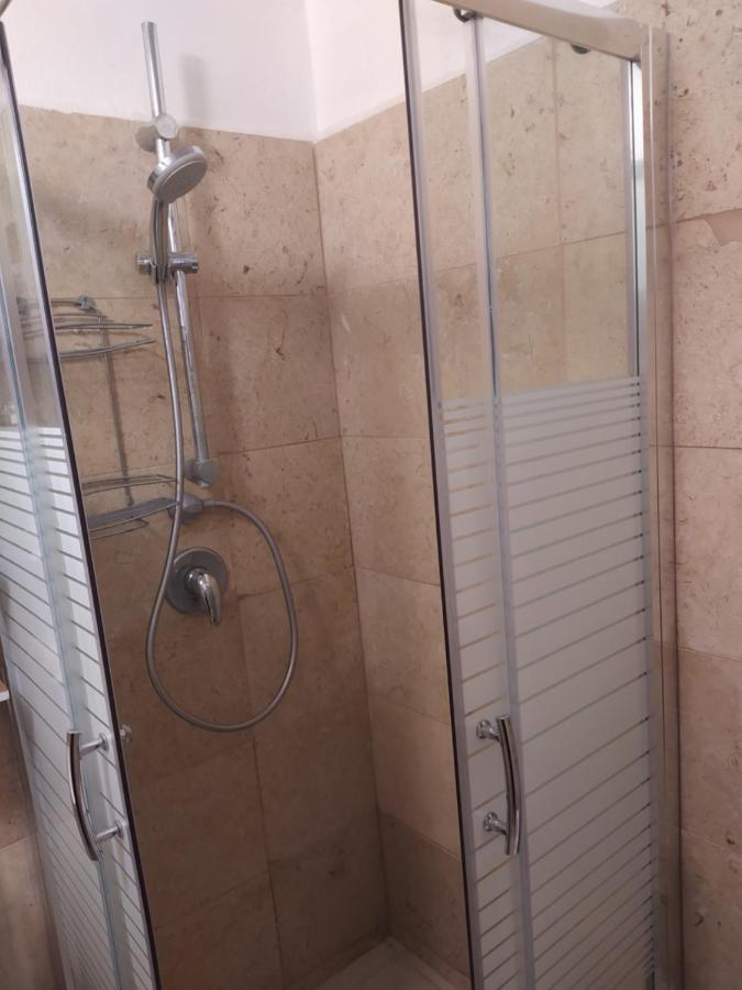 אצלנו בקיבוץ Apartamento Amir Exterior foto