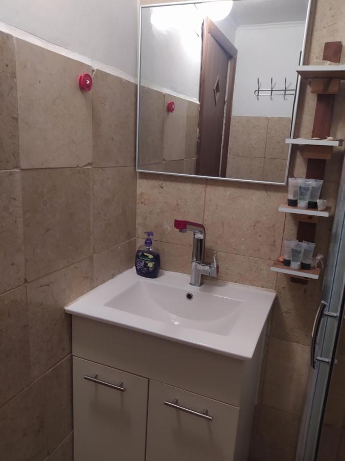 אצלנו בקיבוץ Apartamento Amir Exterior foto